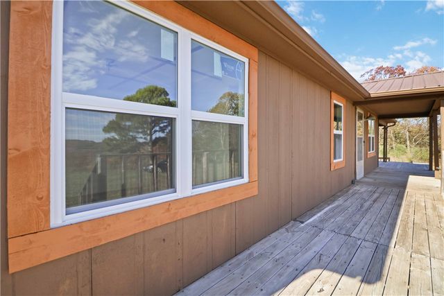 16891 Holcombe School Road, West Fork, AR 72774