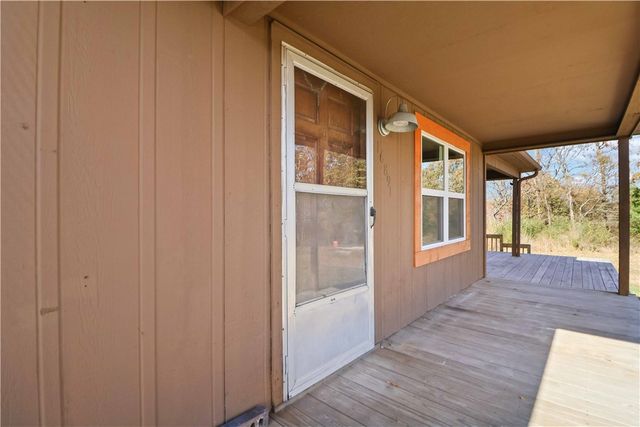 16891 Holcombe School Road, West Fork, AR 72774