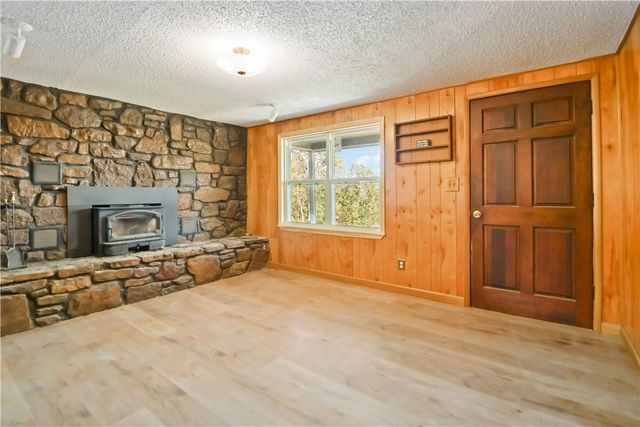 16891 Holcombe School Road, West Fork, AR 72774