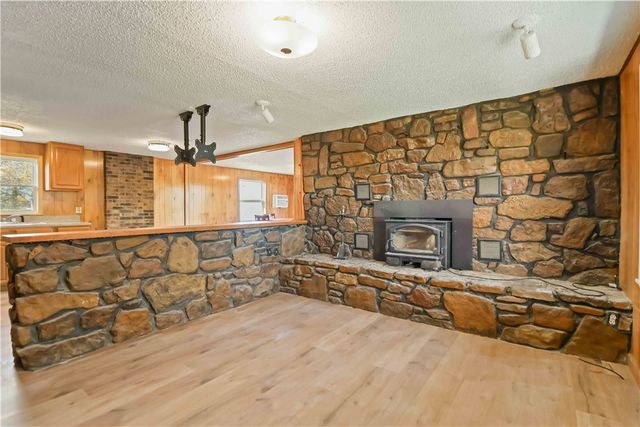 16891 Holcombe School Road, West Fork, AR 72774