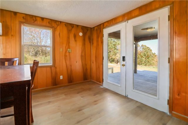 16891 Holcombe School Road, West Fork, AR 72774