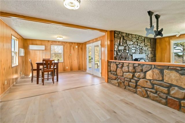 16891 Holcombe School Road, West Fork, AR 72774