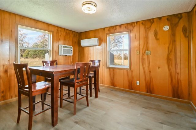 16891 Holcombe School Road, West Fork, AR 72774