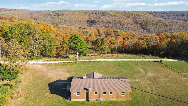 16891 Holcombe School Road, West Fork, AR 72774