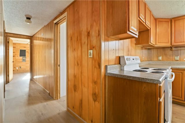 16891 Holcombe School Road, West Fork, AR 72774