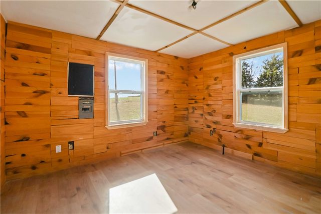 16891 Holcombe School Road, West Fork, AR 72774