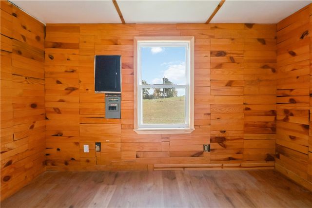 16891 Holcombe School Road, West Fork, AR 72774