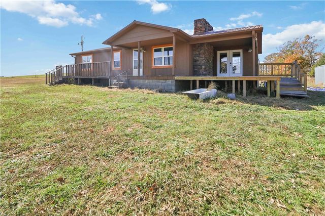 16891 Holcombe School Road, West Fork, AR 72774