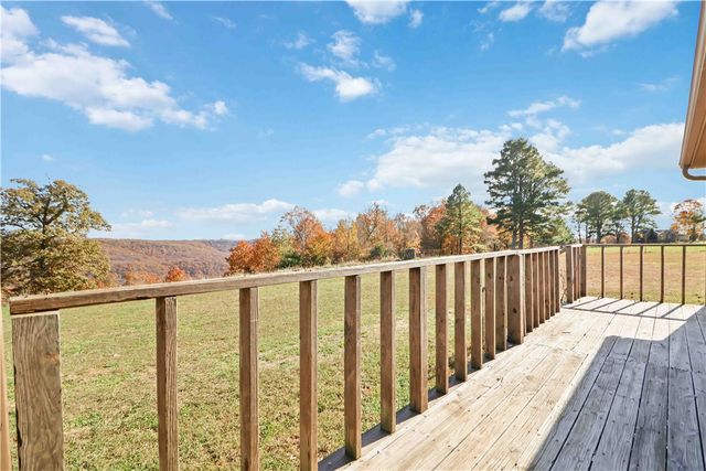 16891 Holcombe School Road, West Fork, AR 72774