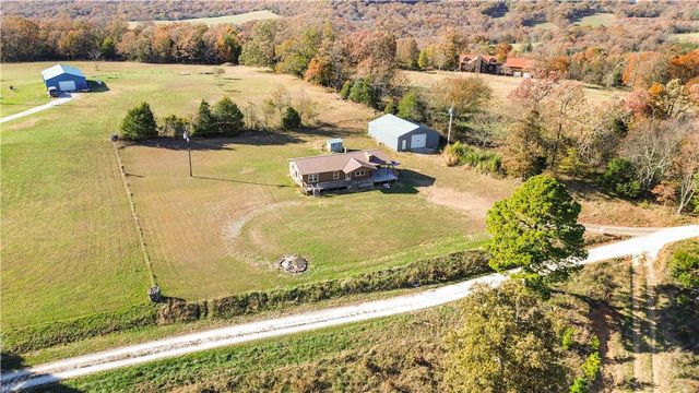 16891 Holcombe School Road, West Fork, AR 72774