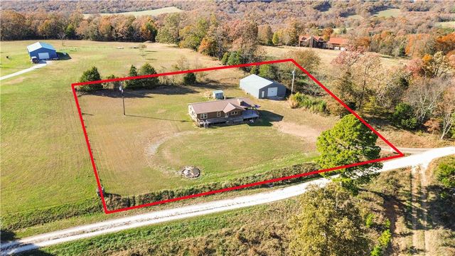 16891 Holcombe School Road, West Fork, AR 72774