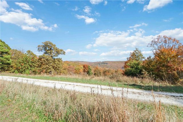 16891 Holcombe School Road, West Fork, AR 72774