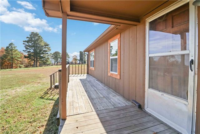 16891 Holcombe School Road, West Fork, AR 72774