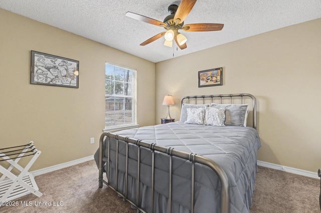 988 Kaimuki Court, Diamondhead, MS 39525