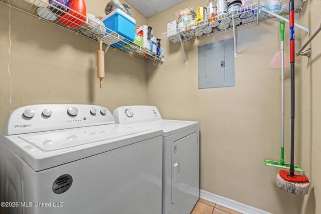 988 Kaimuki Court, Diamondhead, MS 39525