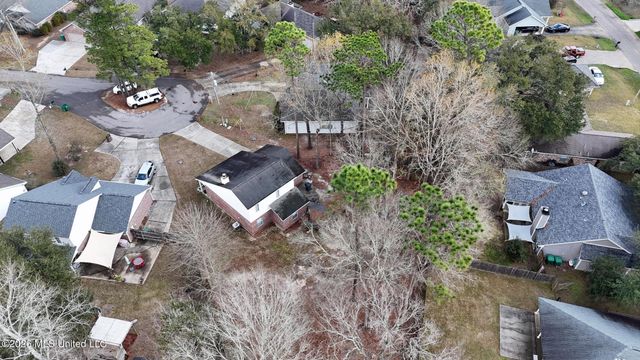 988 Kaimuki Court, Diamondhead, MS 39525