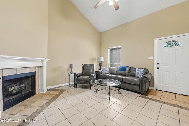 988 Kaimuki Court, Diamondhead, MS 39525