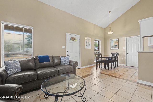 988 Kaimuki Court, Diamondhead, MS 39525