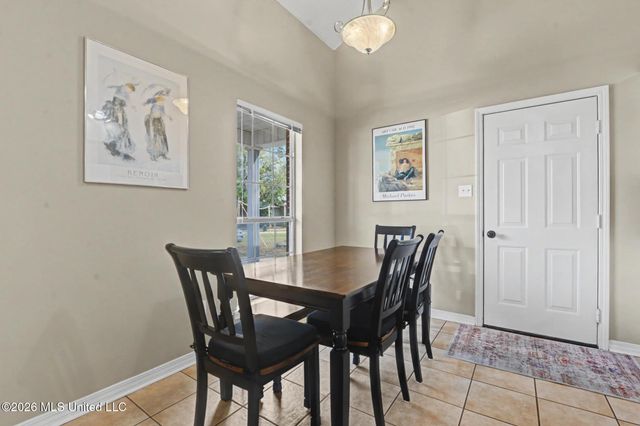 988 Kaimuki Court, Diamondhead, MS 39525