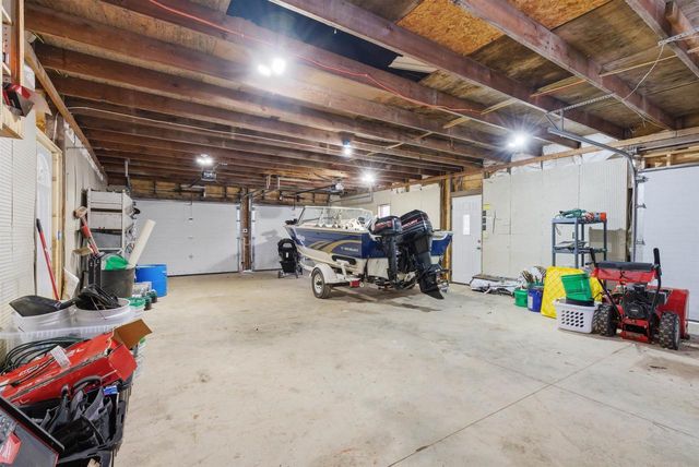 W5244 CTY RD S, Black Creek, WI 54106