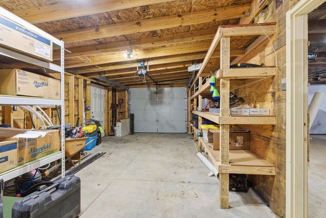 W5244 CTY RD S, Black Creek, WI 54106