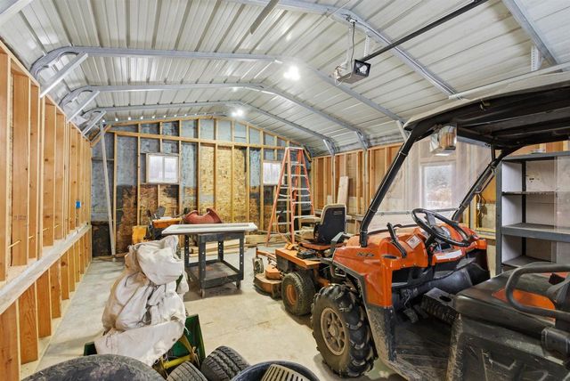 W5244 CTY RD S, Black Creek, WI 54106