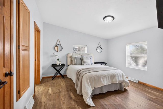 W5244 CTY RD S, Black Creek, WI 54106