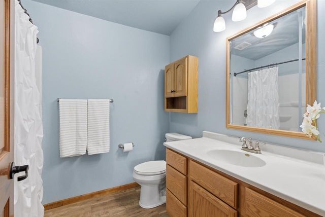 W5244 CTY RD S, Black Creek, WI 54106