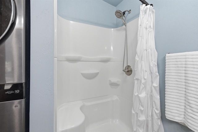 W5244 CTY RD S, Black Creek, WI 54106