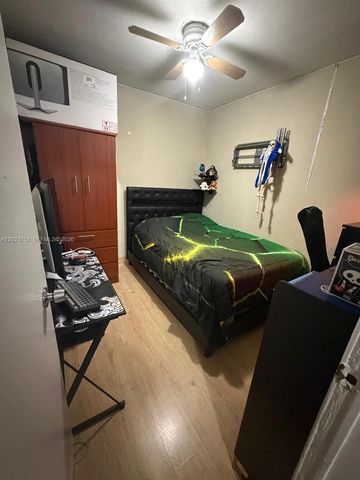 1245 W 24th St 118, Hialeah, FL 33010
