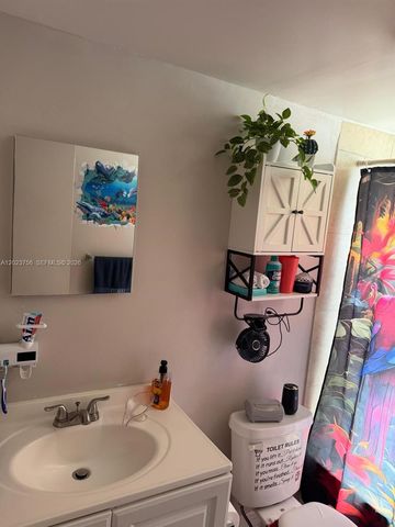 1245 W 24th St 118, Hialeah, FL 33010