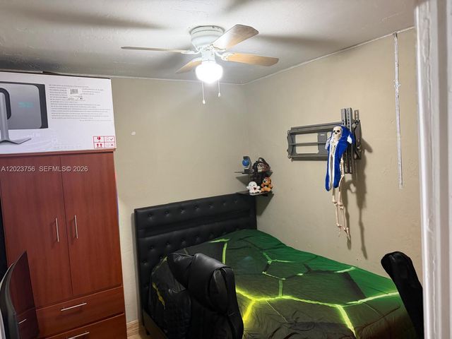 1245 W 24th St 118, Hialeah, FL 33010
