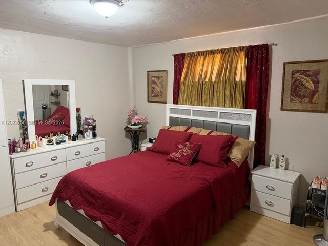 1245 W 24th St 118, Hialeah, FL 33010