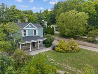 559 Delta Terrace, Cincinnati, OH 45226