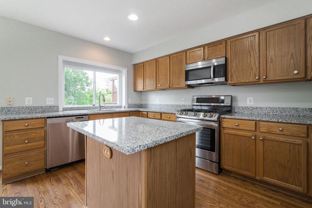 11565 BERTRAM ST, Woodbridge, VA 22192