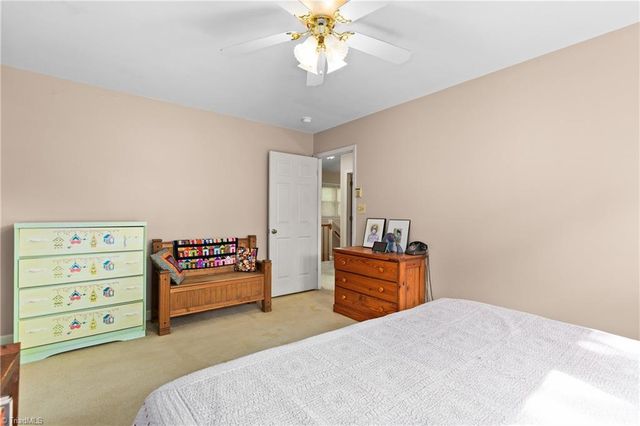 105 Spring Park Court, Clemmons, NC 27012