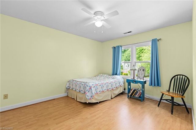 105 Spring Park Court, Clemmons, NC 27012