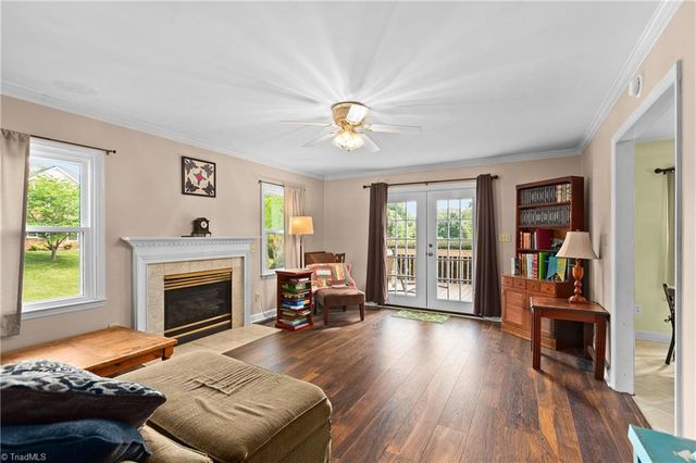 105 Spring Park Court, Clemmons, NC 27012