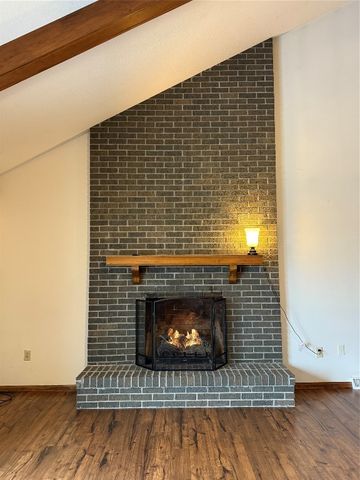 2537 PEPPERTREE Drive, Erie, PA 16510