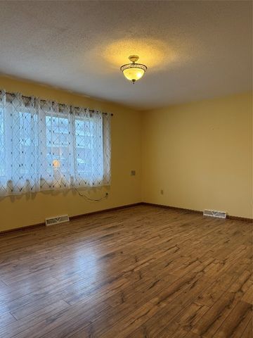 2537 PEPPERTREE Drive, Erie, PA 16510