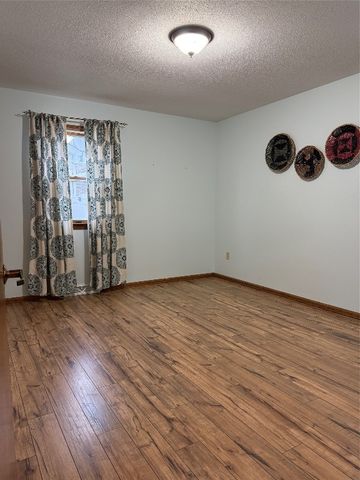 2537 PEPPERTREE Drive, Erie, PA 16510