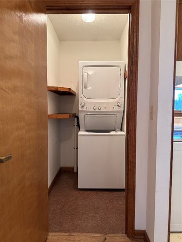 2537 PEPPERTREE Drive, Erie, PA 16510