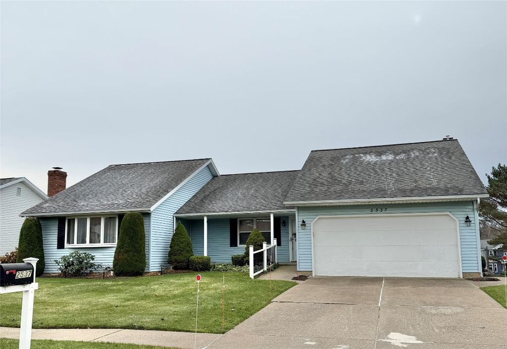 2537 PEPPERTREE Drive, Erie, PA 16510