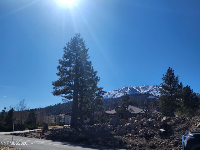 640 Sand Cherry Court, Reno, NV 89511