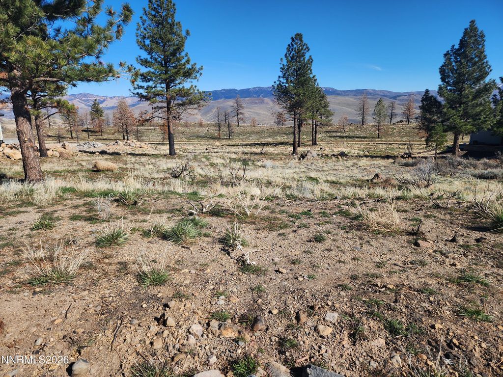 Image 5 of property listing at 640 Sand Cherry Court, Reno, NV 89511