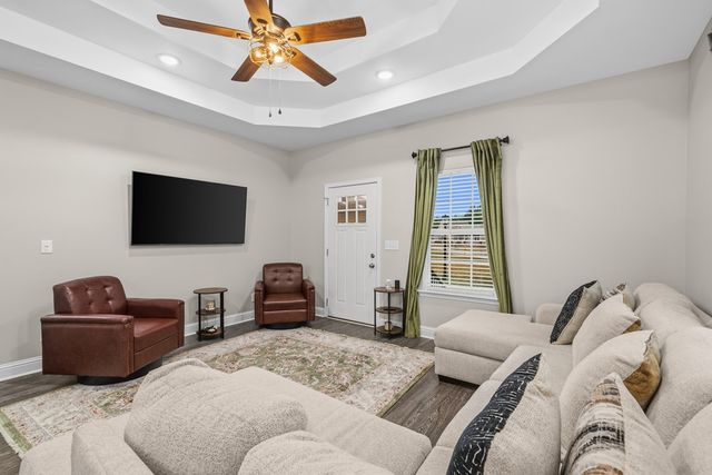 405 Coahulla Creek Drive, Dalton, GA 30721