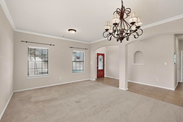 3010 Greenway Drive, Burleson, TX 76028