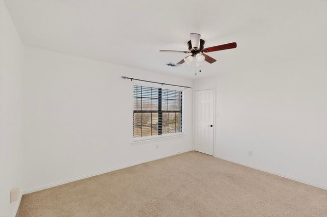 3010 Greenway Drive, Burleson, TX 76028