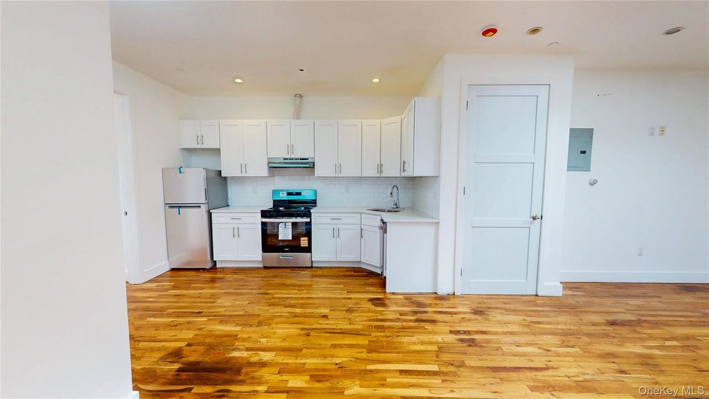 659 Georgia Avenue, Brooklyn, NY 11207 — photo 4