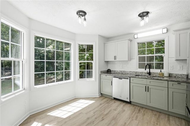 195 Ashbury Court, Dallas, GA 30157